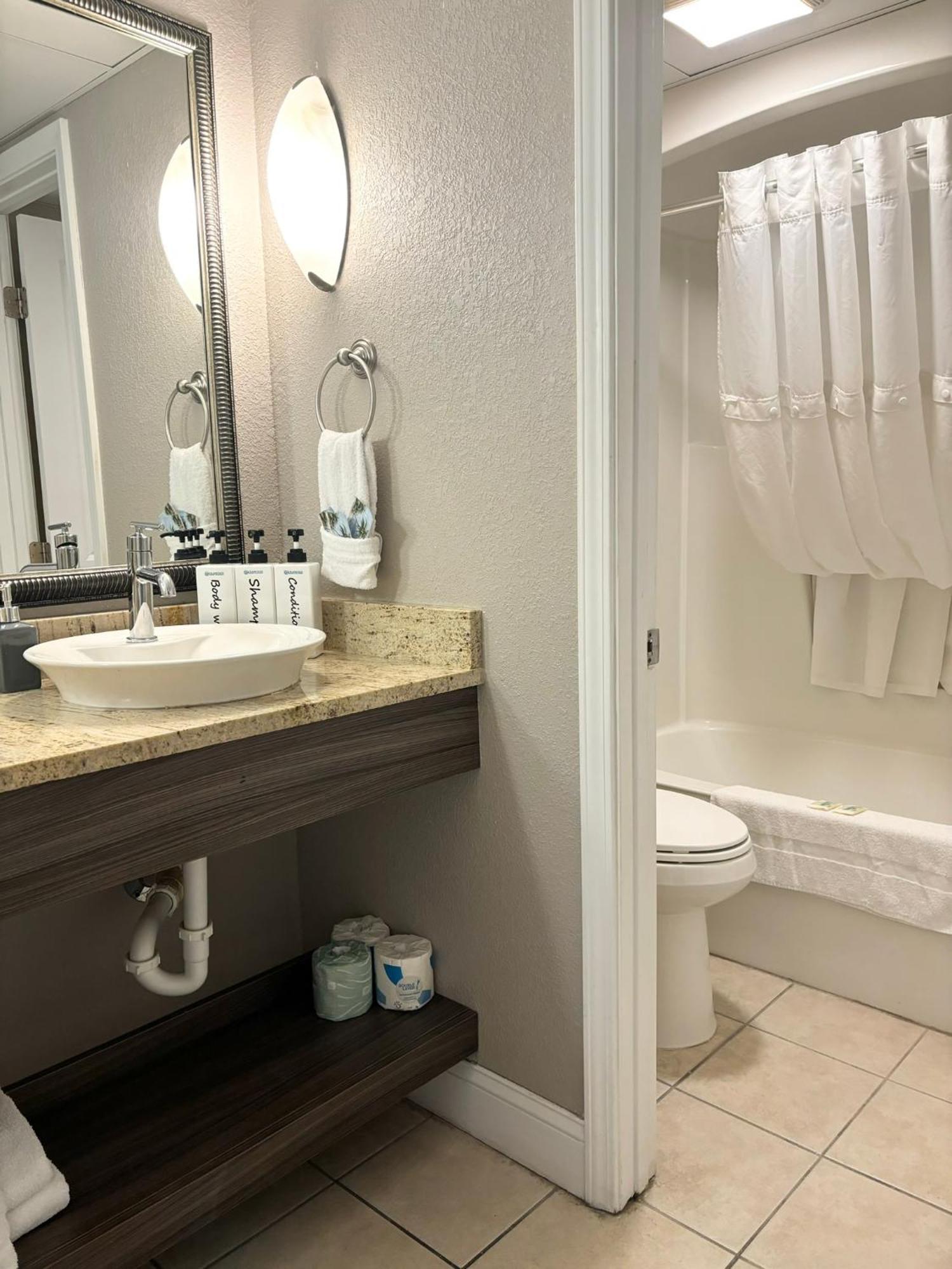 Azure Bliss Oceanfront Condo Sleeps 6 Myrtle Beach Eksteriør billede